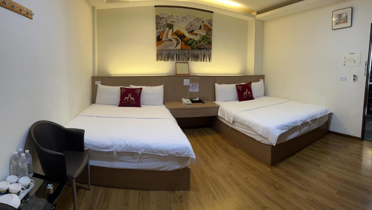 טאימאלי Oriental Hotel מראה חיצוני תמונה