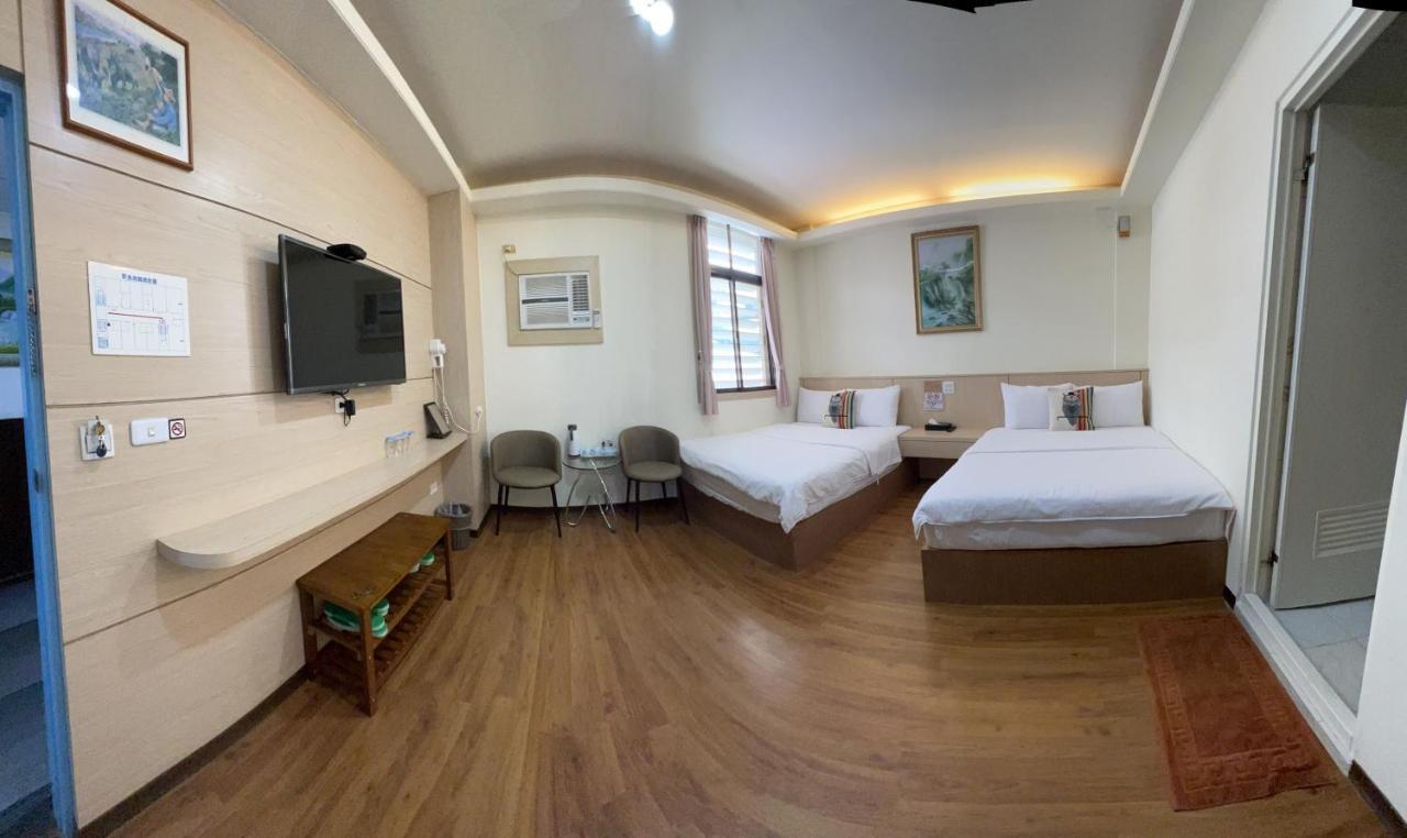 טאימאלי Oriental Hotel מראה חיצוני תמונה