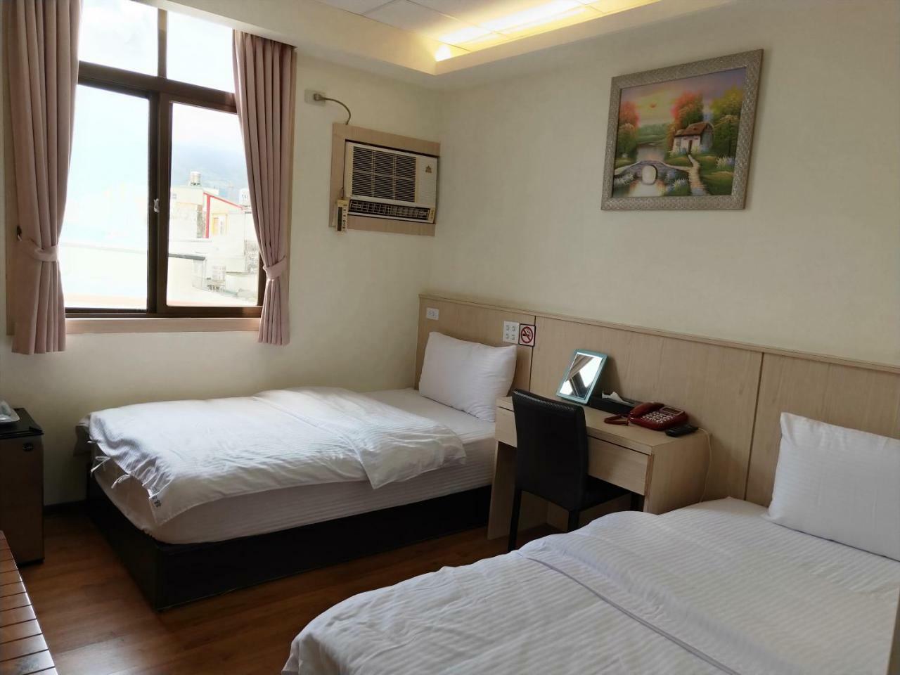 טאימאלי Oriental Hotel מראה חיצוני תמונה